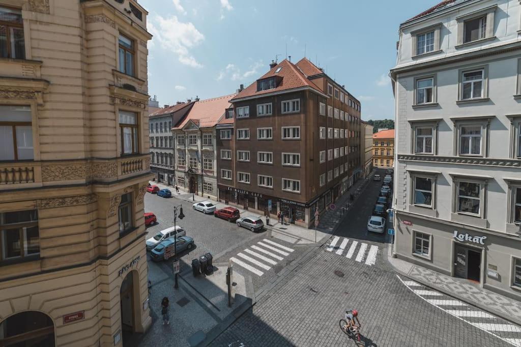 Apartment Dlouha Hemingway Prag